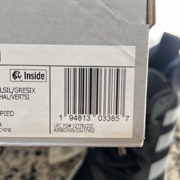 Men’s Adidas Solarboost Sneakers - Picture 10 of 10